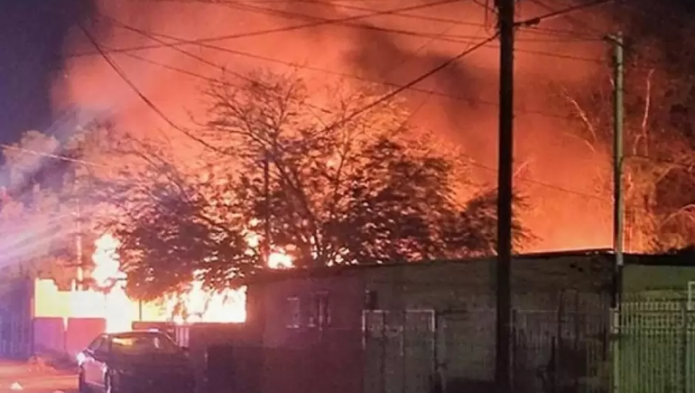 Una joven murió quemada en su casa e investigan si fue un femicidio