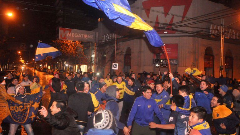 Pese a la lluvia, los bosteros cipoleños festejaron el título
