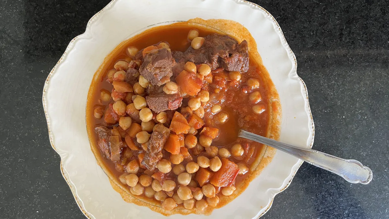 Guiso de garbanzos | LMCipolletti.com Guiso de garbanzos