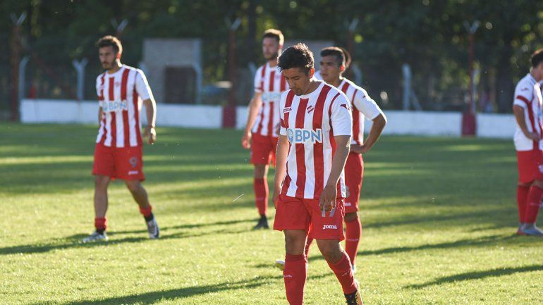 El fondo de la tabla de posiciones se tiñó de Rojo