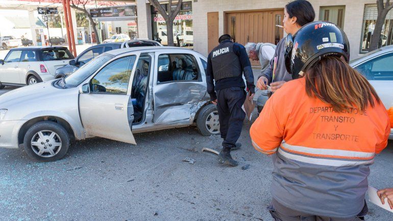 Una camioneta causó un choque en cadena