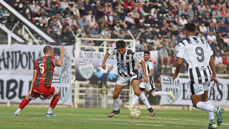 Cipolletti cambia de horario por el Superclásico y espera por Santamarina
