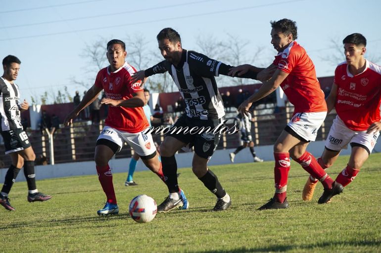 Cipo fue goleado en Chivilcoy y explotó contra el árbitro