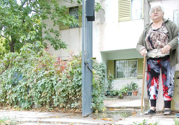 Reclaman a ARSA acelerar reparación de pérdidas de agua potable y cloacas