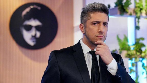 Jey Mammon es el nuevo conductor de La Peña de Morfi