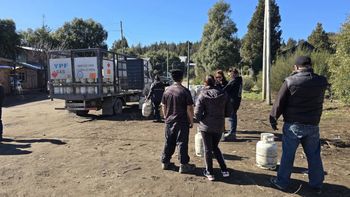 Más de 3100 familias se anotaron para recibir recargas gratuitas. Foto: Gentileza.