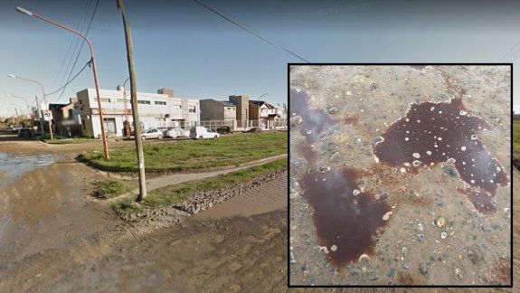 denuncian que un camion rego las calles con un liquido extrano  