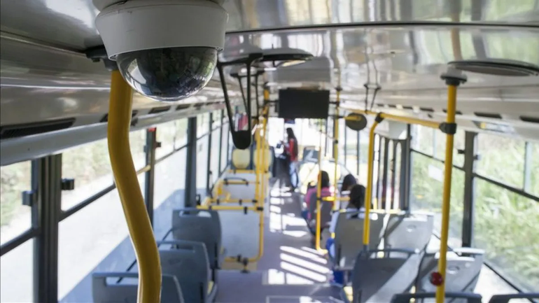 Se adjudicó a dos empresas el nuevo servicio de colectivos de la ciudad de Neuquén