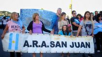 ara san juan: recusan al juez del espionaje a familiares de las victimas