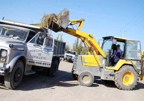 El “Cipolletti Limpia” ya recolectó 103 camiones de basura