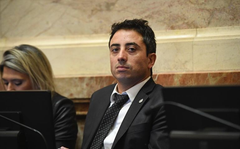 El senador rionegrino apuntó contras las PASO y el gasto político. Foto: Gentileza.