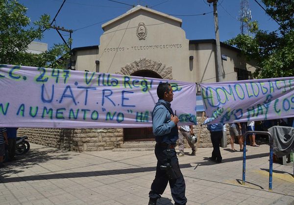 Continúa la reunión con UATRE