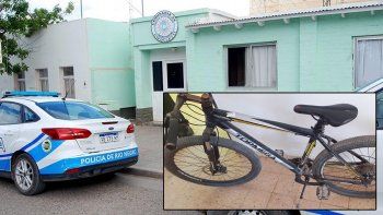 asalto a una mujer y su madre lo entrego a la policia asalto a una mujer y su madre lo entrego a la policia