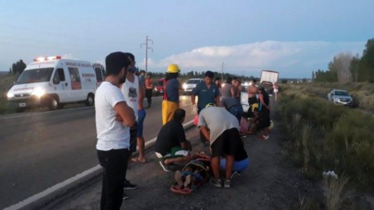 Un brutal vuelco sobre la Ruta 151 dejó seis personas heridas
