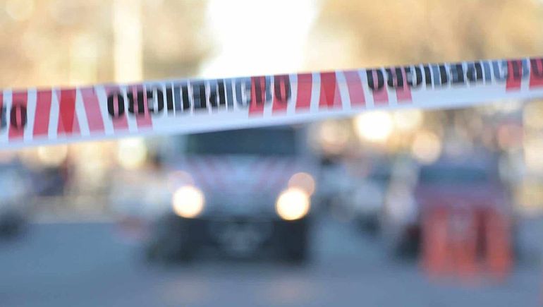 La ciclista resultó con fracturas tras el siniestro.