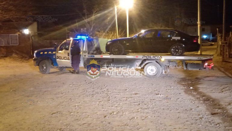 Borracho al volante: circulaba en un BMW, se resistió y terminó detenido