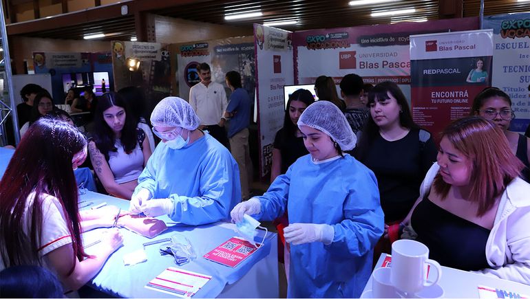 Entre la salud y Vaca Muerta: las carreras más populares en la Expo Vocacional de Neuquén