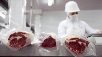 Mejora el panorama para el consumo de carne, pero se requieren de medidas económicas de fondo para una evolución más efectiva. &nbsp;