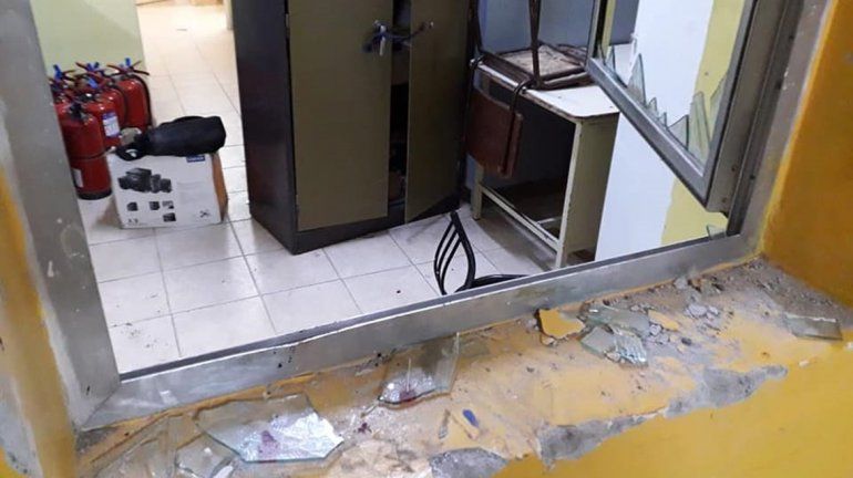 Desalmados entraron a la Escuela 248 y destrozaron todo