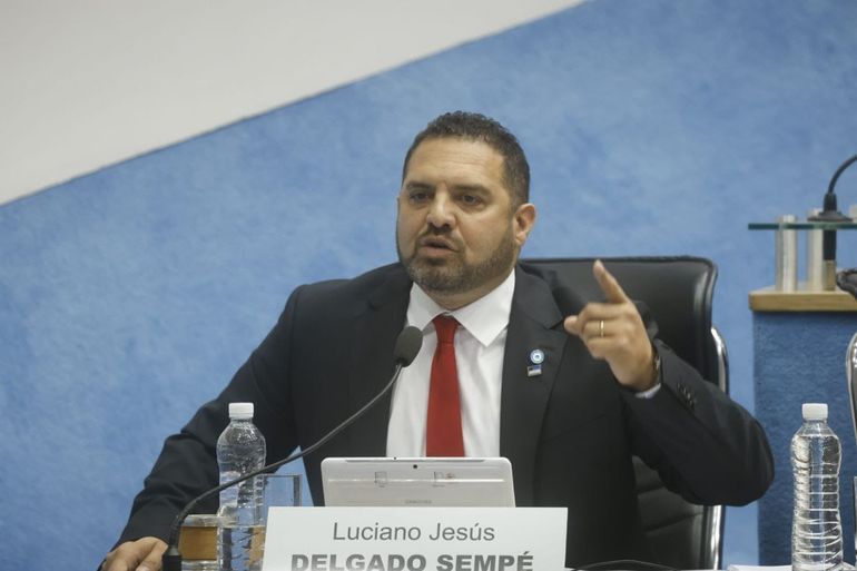 El legislador Luciano Delgado Sempe (Vamos con Todos) viene enfrentando a Edersa hace meses