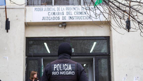 Formularon cargos contra el hombre acusado de asesinar a su hijastro.