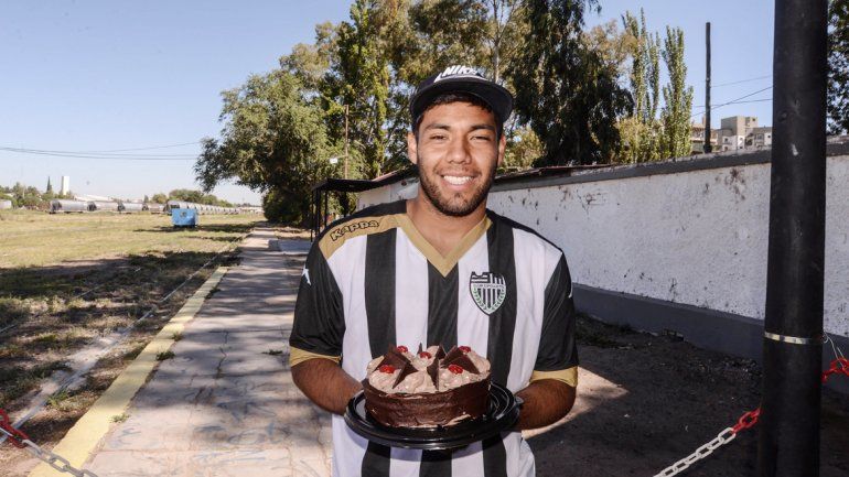 Lucas Mellado cumplió 25 años