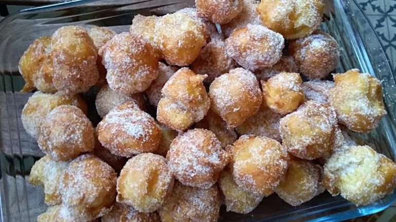 Buñuelos de manzana ideales para el mate