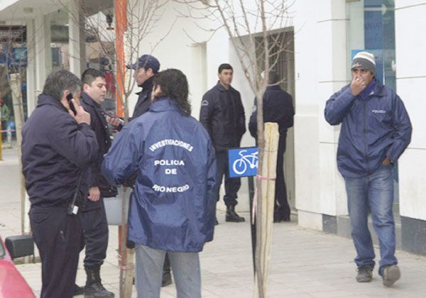 Mató brutalmente a su ex mujer y quiso suicidarse