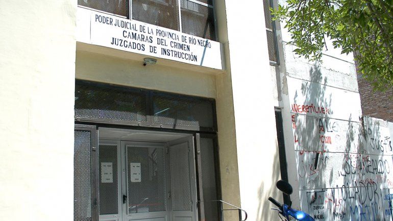 La pareja apresada deberá declarar en los tribunales por el delito de robo.
