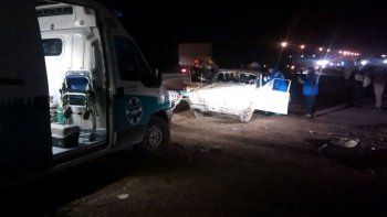 tremendo choque en la ruta 151 entre un auto y un camion