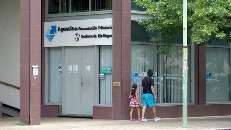 Multaron a más de 500 negocios por  no contar con débito