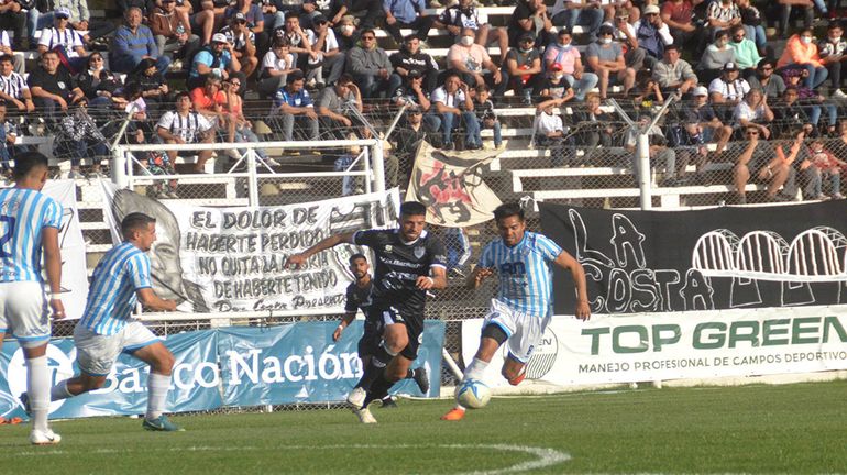 Zarate no le falla nunca a Cipolletti. Sigue siendo el máximo goleador.