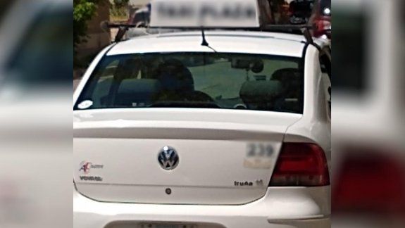 Un chofer las acusó de tener Covid y las bajó del taxi