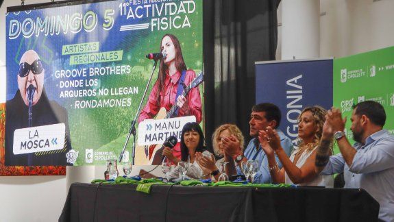 La Mosca estará presente y entonará el ya célebre Muchachos, para festejar el campeonato del mundo.