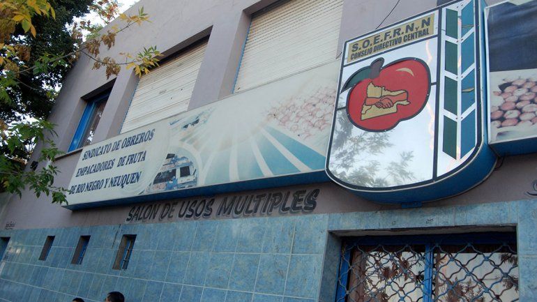 Piden indagar a dirigentes de la Fruta por presunto lavado de activos