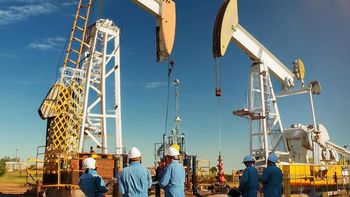 Provincias petroleras quieren la reactivación de la actividad.
