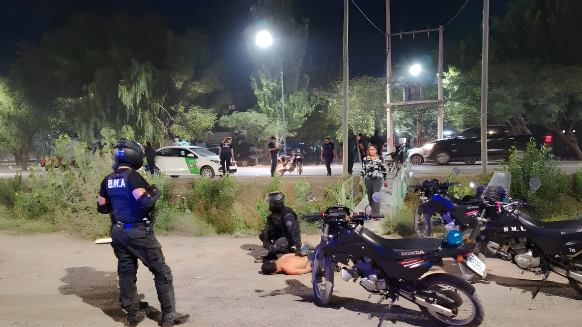 Cipolletti: Robó un auto, anduvo unas pocas cuadras y lo pescó la policía | LMCipolletti.com Cipolletti: Robó un auto, anduvo unas pocas cuadras y lo pescó la policía