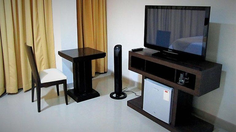 Quieren frenar multas a hoteleros por tener TV en las habitaciones