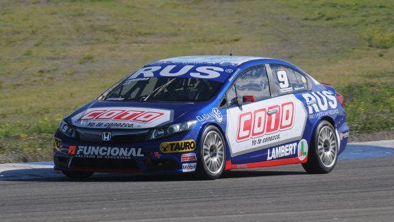 Centenario: Urcera acelera y Alessi debutó en el TN
