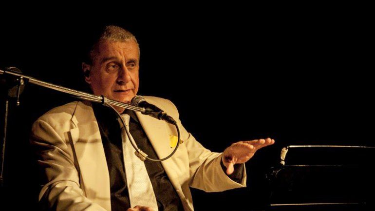 Miguel Ángel Barcos es un reconocido pianista y director coral cipoleño.