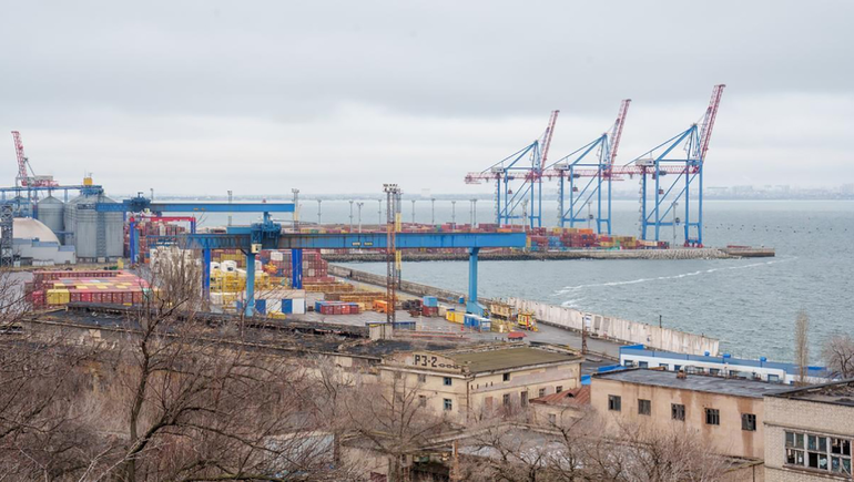Rusia dejó a una ciudad portuaria sin energía
