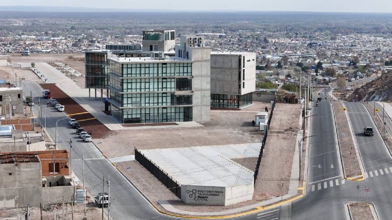 El Polo Tecnológico es el epicentro del barrio Distrito 2 de la ciudad de Neuquén. | LMCipolletti.com El Polo Tecnológico es el epicentro del barrio Distrito 2 de la ciudad de Neuquén.