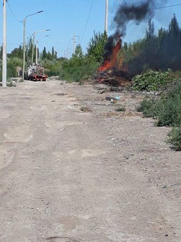Quejas por quema de basura en el Distrito Vecinal
