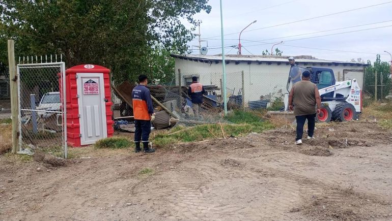 El Municipio tiró abajo un aguantadero en la calle Celedonio Flores