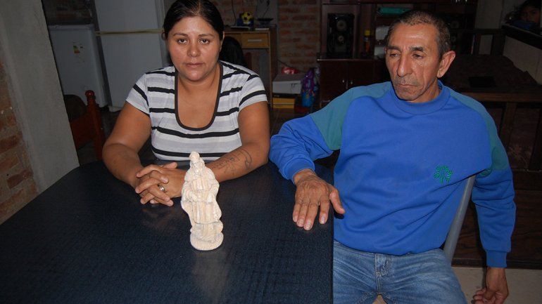 Pulperos hallaron una misteriosa estatua en la costa