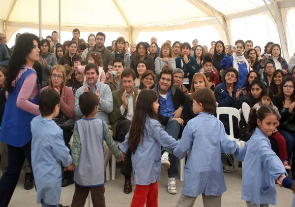 Inauguraron el Jardín Independiente Nº 14
