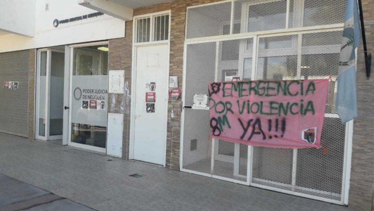 Tres hombres fueron condenados por violación en manada.