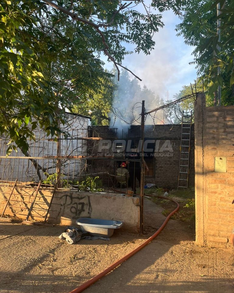 El incendio se registr&oacute; en una vivienda sobre la calle Libertad de Neuqu&eacute;n capital.&nbsp;