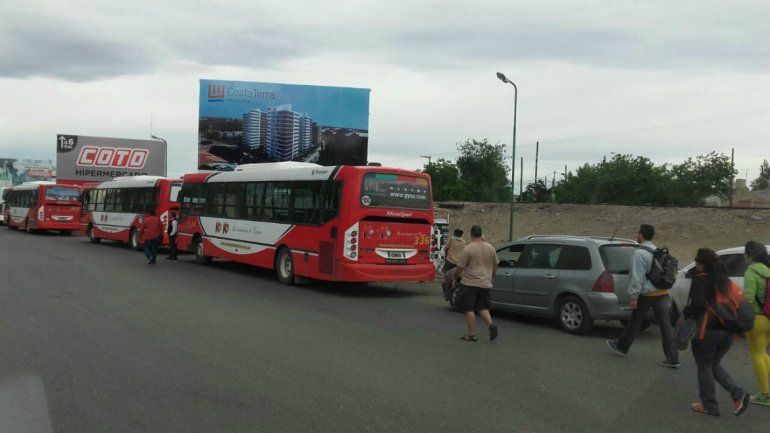 Forman una agencia para coordinar el transporte en la Confluencia