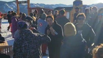 indignacion en las redes por esquiadores que violan el protocolo sanitario